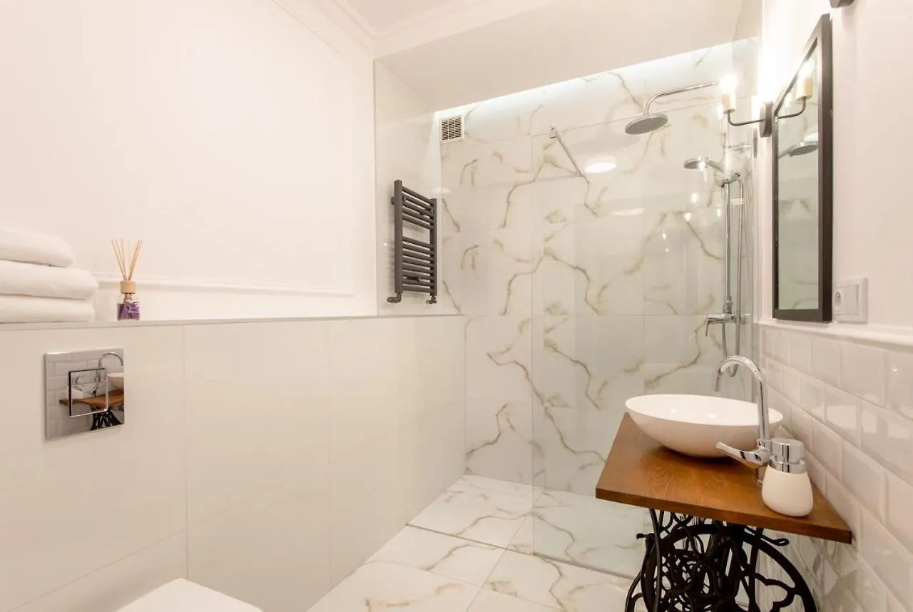 Super-Apartamenty Andersia Vip II Poznań 0*,  Polska